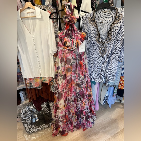 Mac Duggal Multicolor Floral Backless Gown - Picture 9 of 13